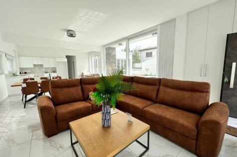 Open Plan Example