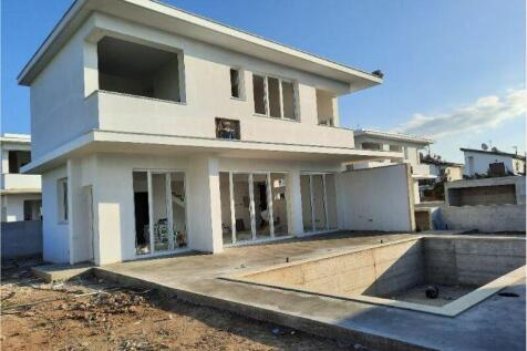 Villa Under...