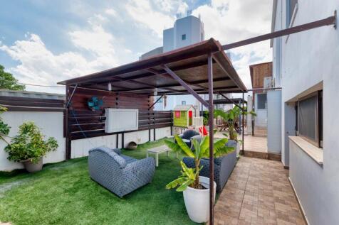 Rear Pergola