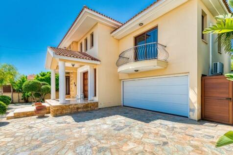 Driveway-Garage