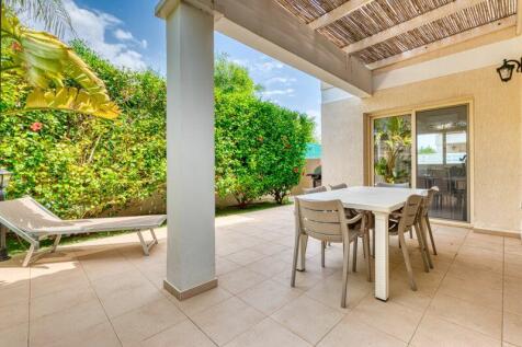 Rear Covered Veranda