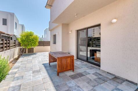 Rear Veranda