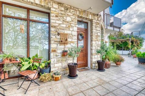 Front Veranda