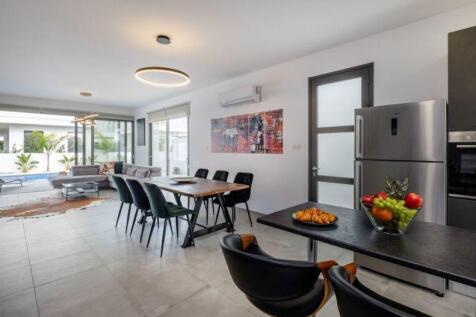 Open Plan Example
