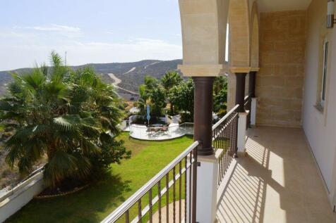 Bedroom 3 Balcony