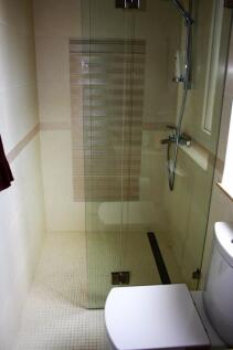 Guest House Bathroom