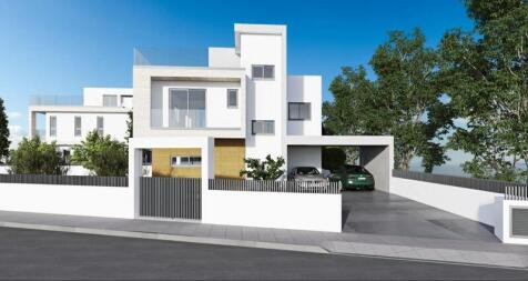 Front of Villa -...