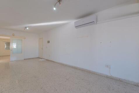 Entrance and Lounge