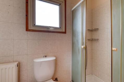 Bedroom 1 Ensuite