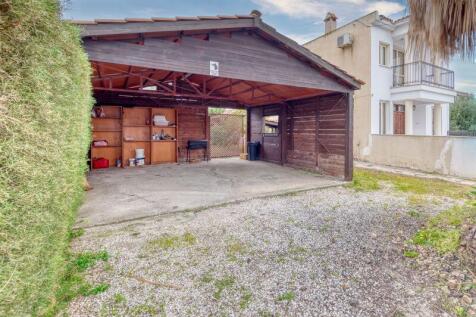 Garage/Workshop