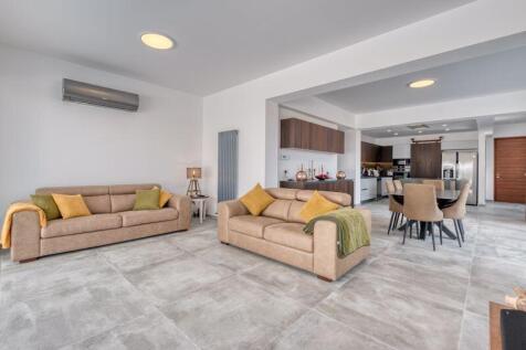 Lounge, Dining and