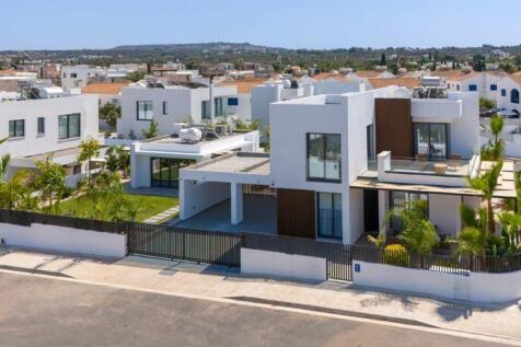Villa - Artist...