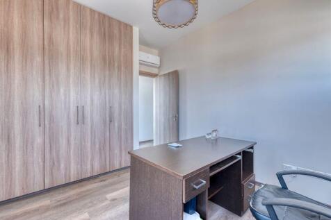 Bedroom 4 /Office