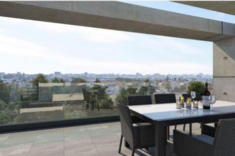 Roof Terrace -...