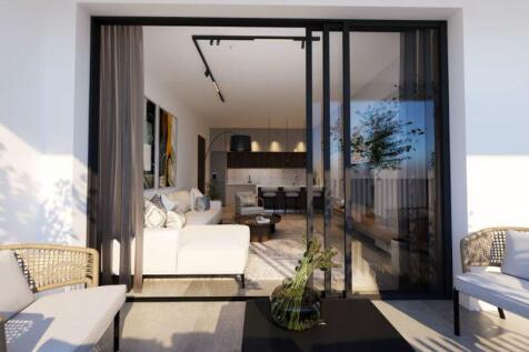 Veranda &amp; Open Plan