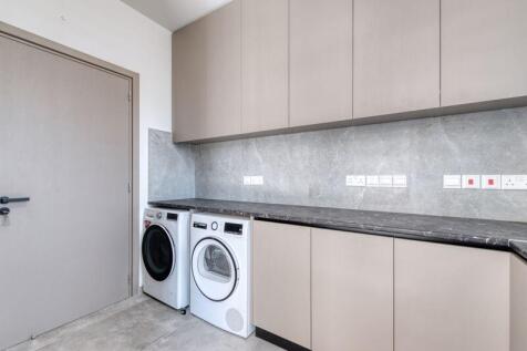 1st Floor Utility