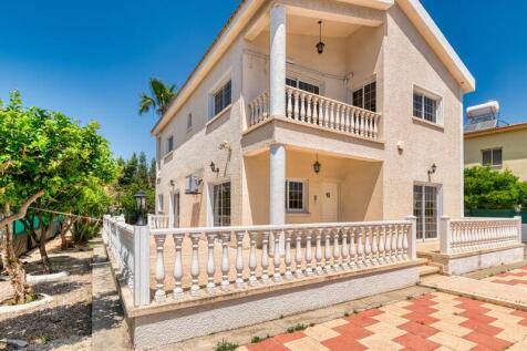 Front Veranda with