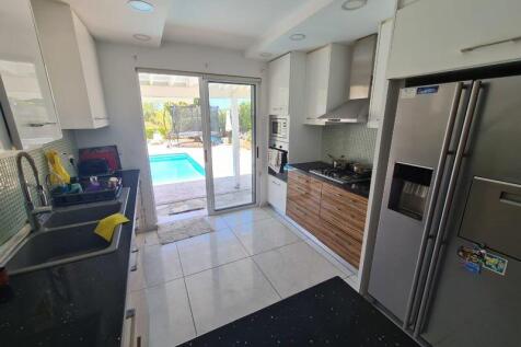 Second kitchen