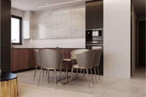 Kitchen &amp; Dining...