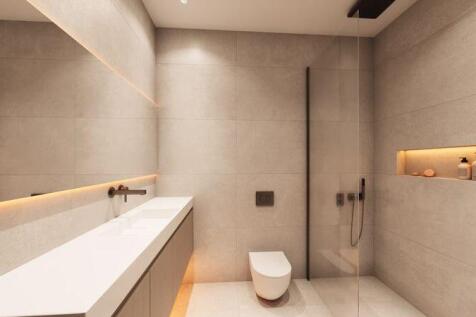 Bathroom artist...