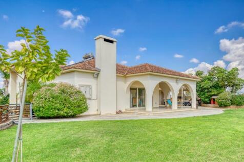 Rear Veranda with