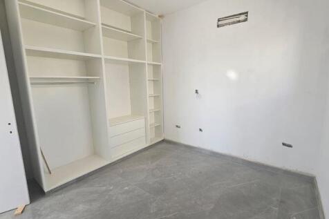 Ground floor bedroom