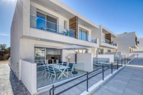 Rear Veranda