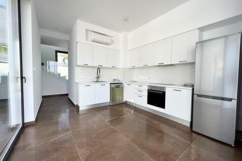 Kitchen with Diner