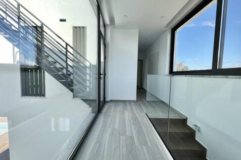 1st Floor Landing