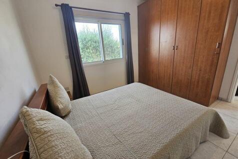 Ground floor bedroom