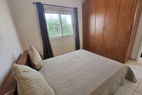 Ground floor bedroom