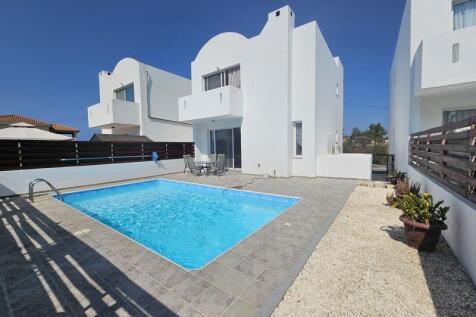 Private swimming...
