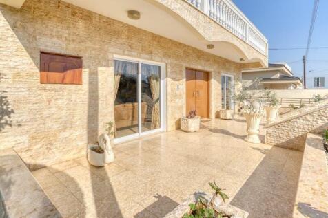Front Veranda