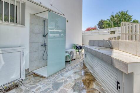 Outdoor Shower Area