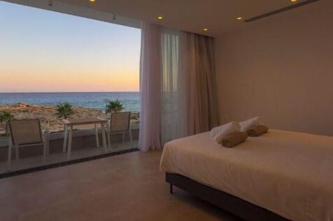 Ensuite Bedroom