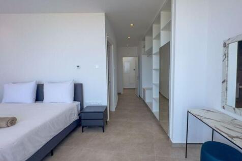 Ensuite Bedroom