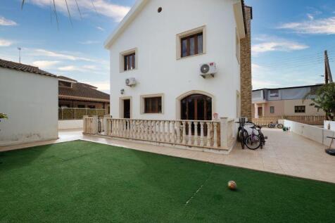 Rear of the Villa