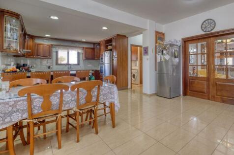 Kitchen with Dining