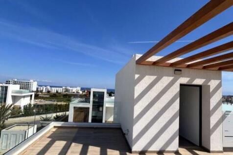 Roof Terrace with