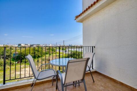 Lounge Balcony