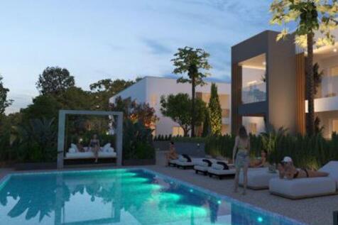Communal Pool -...