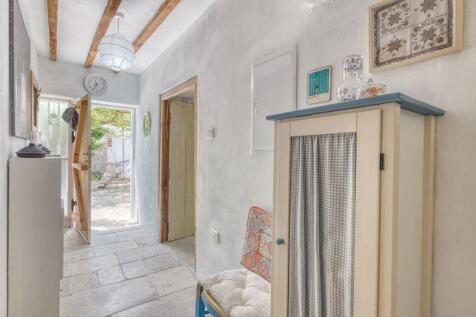 Entrance and Hallway
