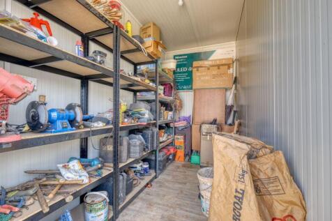 Outbuilding/ Storage