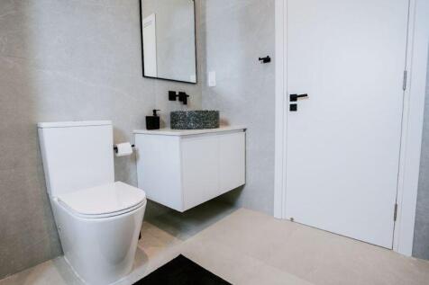 Bathroom - Artist