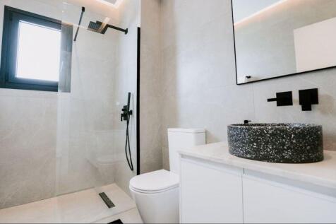 Bathroom - Artist