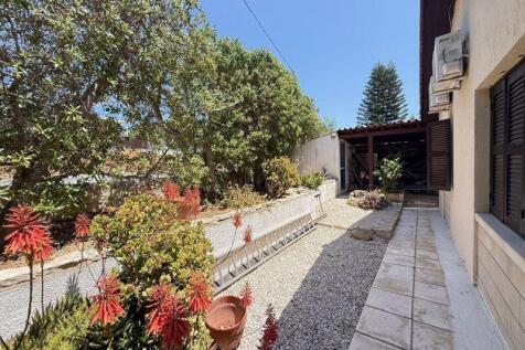 Side Garden with...