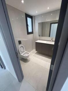 Bathroom - Apt 501