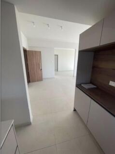 Kitchen Leading...
