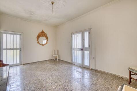Entrance and Lounge