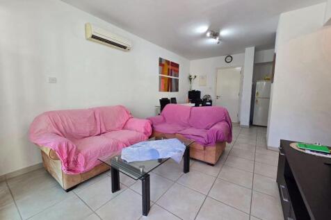 Entrance and Lounge